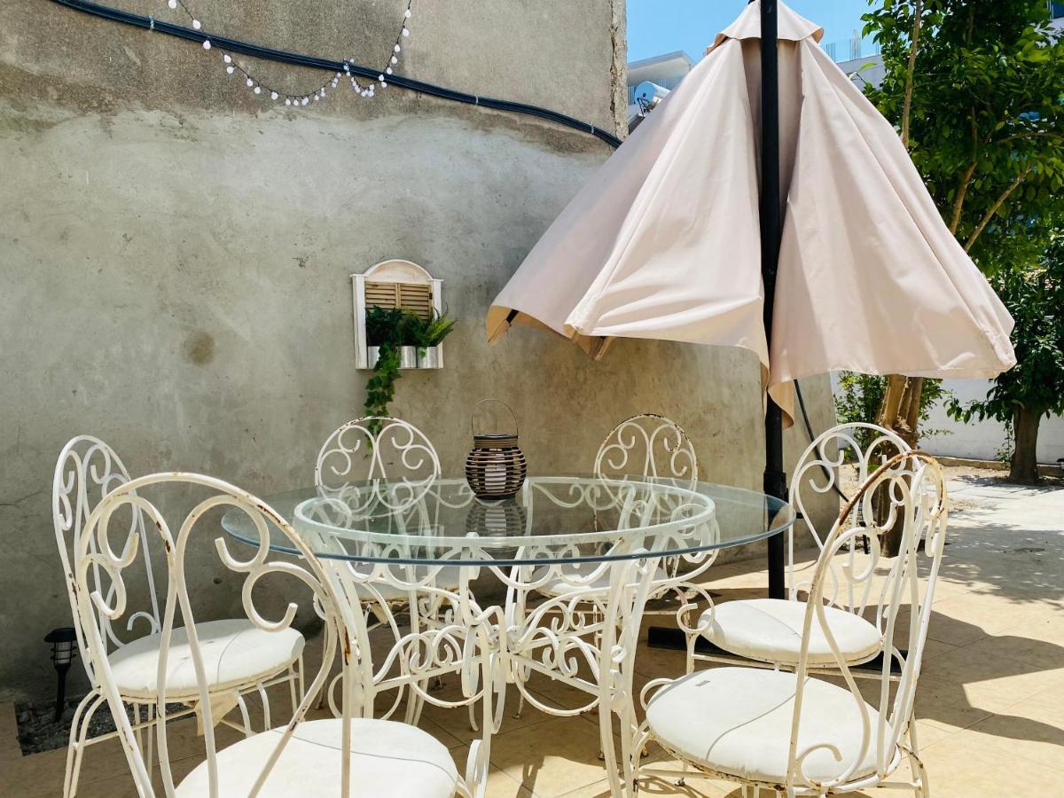 Serena'S 2-Br Apartment In Larnaca Ngoại thất bức ảnh