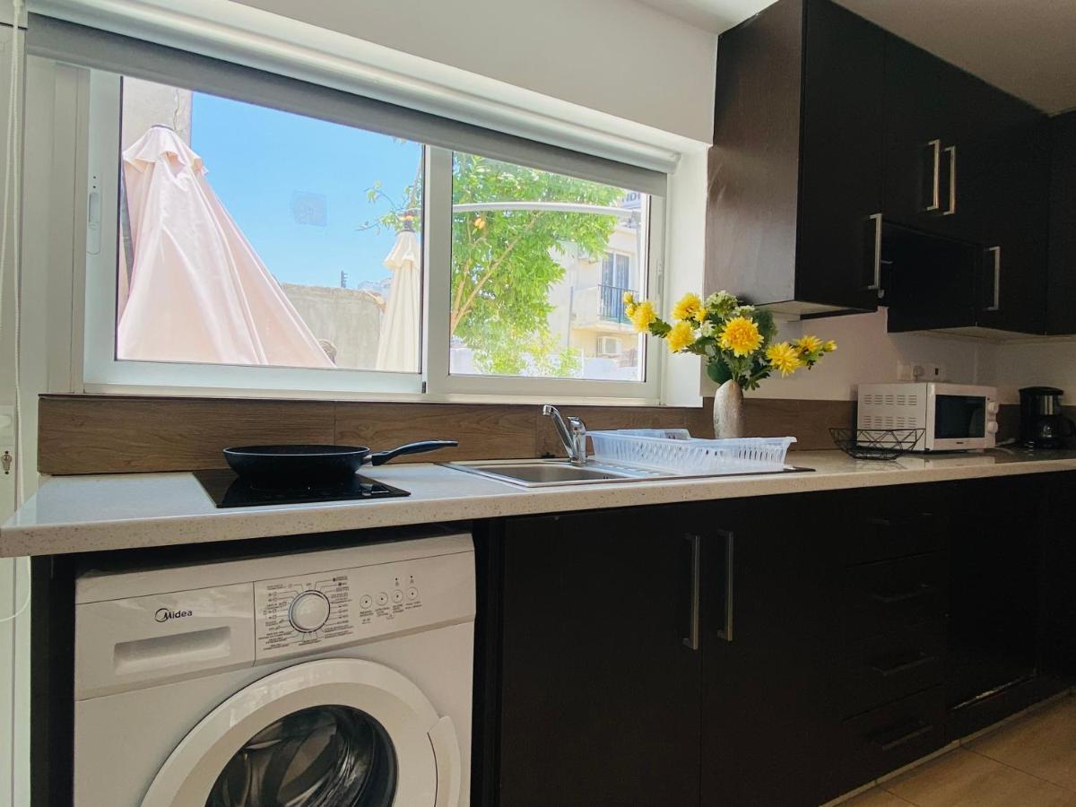 Serena'S 2-Br Apartment In Larnaca Ngoại thất bức ảnh